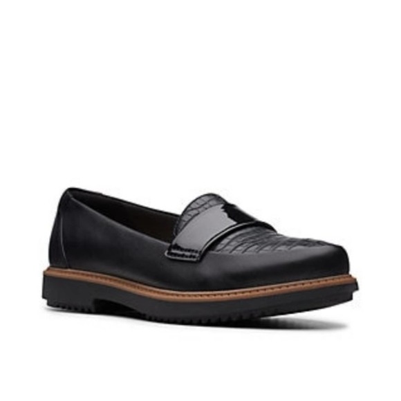 clarks arlie loafers